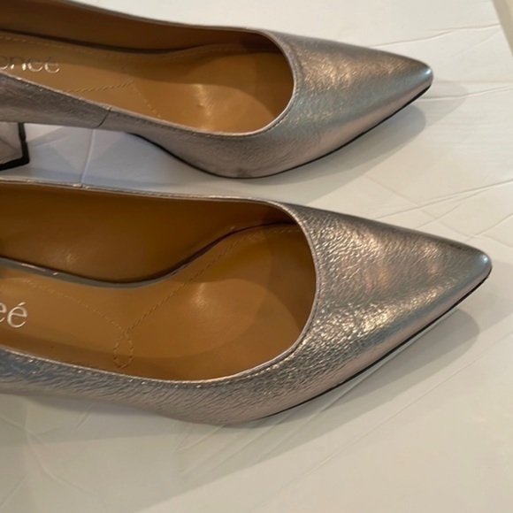J.Renee Fatemeh classic pointy metallic medium block heel pump - Picture 2 of 9